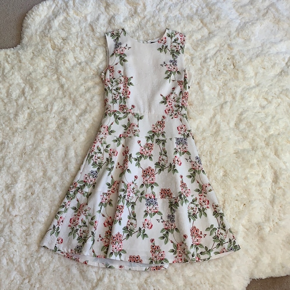 Karl Lagerfeld Cream and Floral Dress Size 0